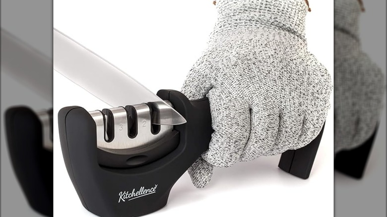 The Kitchellence knife sharpener