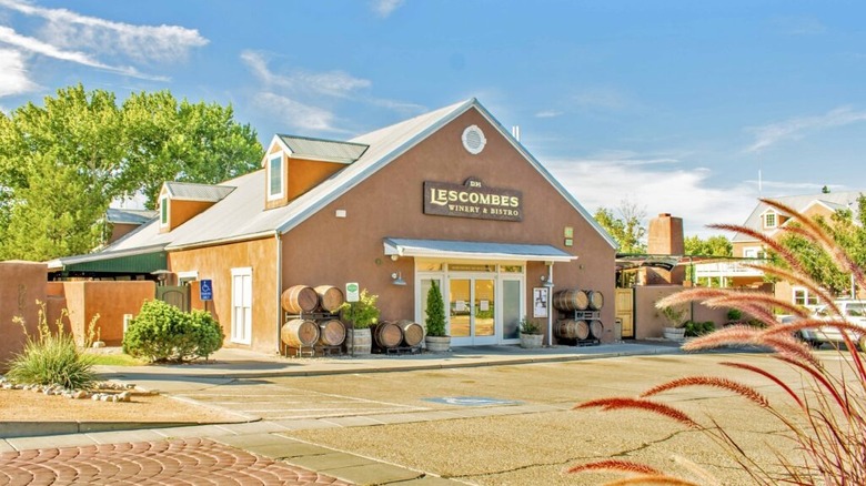 Exterior of DH Lescombs Winery & Bistro in Old Town Albuquerque