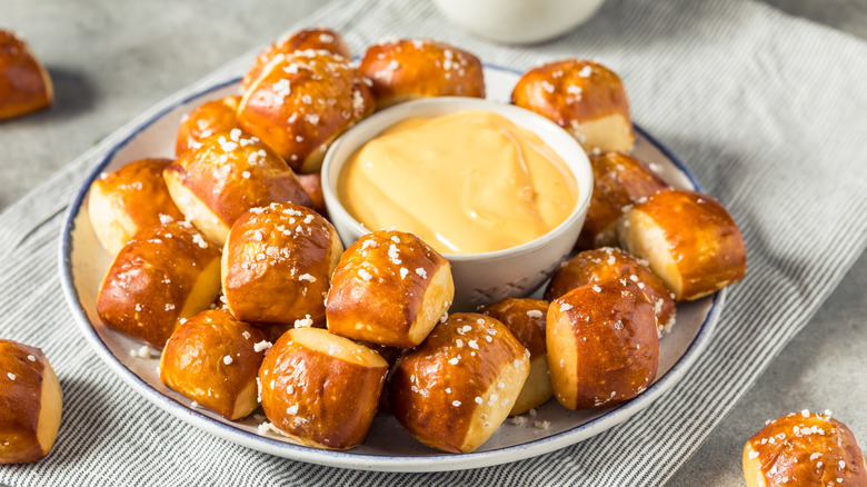 Pretzel bites with cheese