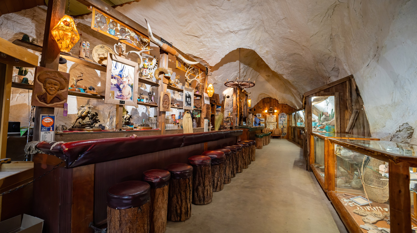 The Ancient Hidden Utah Bar That Many Hollywood Stars Once Frequented ...
