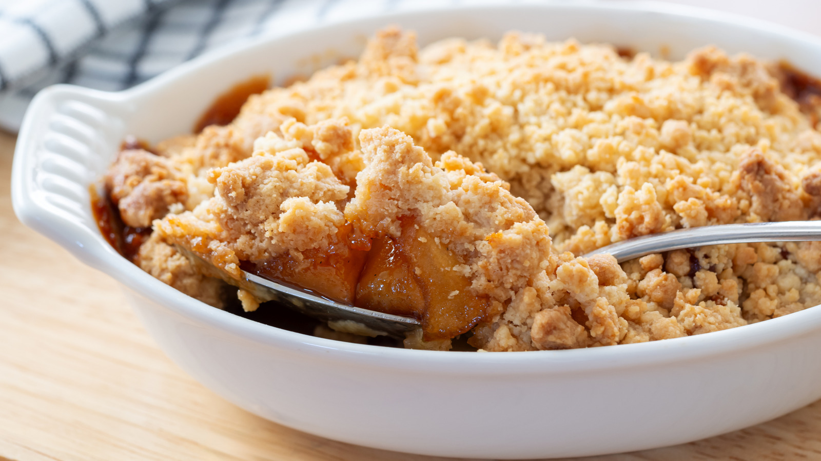 The Array Of Citrus Ina Garten Adds To Her Apple Crisp