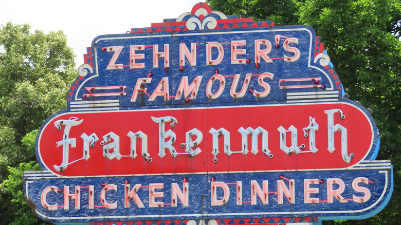 Zehnder's of Frankenmuth sign outside