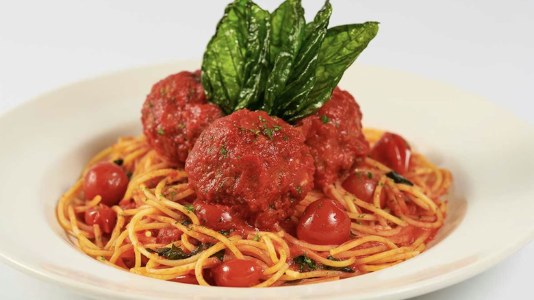 The Cheesecake Factory's spaghetti and meatballs with basil