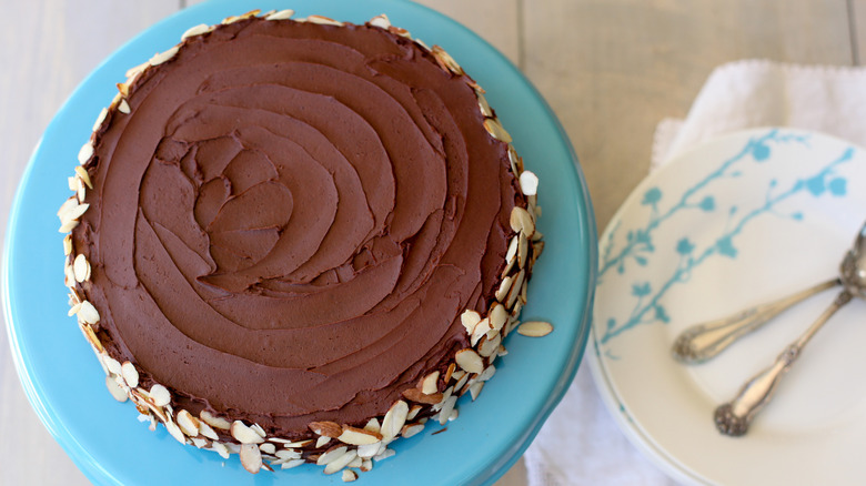 A Queen of Sheba cake is photographed from above