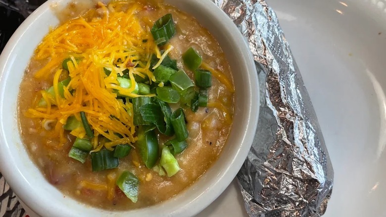Green chili with green onions and cheese