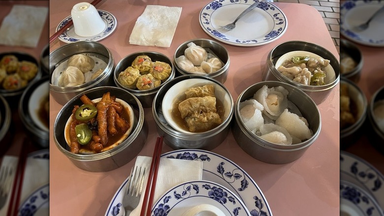 Table of dim sum offerings at Ming Dynasty