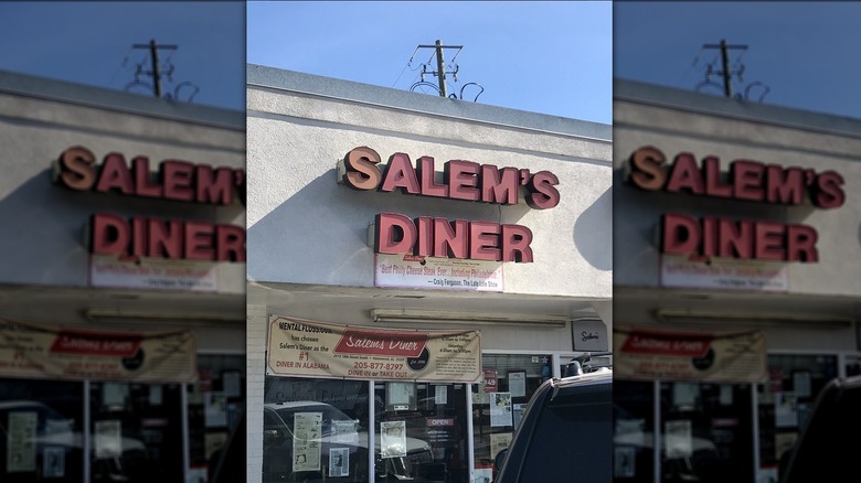 Exterior of Salem's Diner
