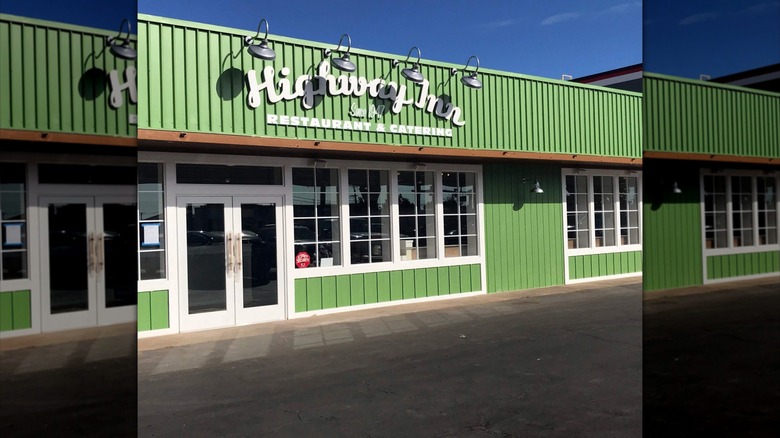 Exterior of Highway Inn in Waipahu