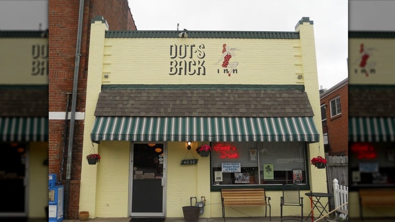 Exterior of Dot's Back Inn
