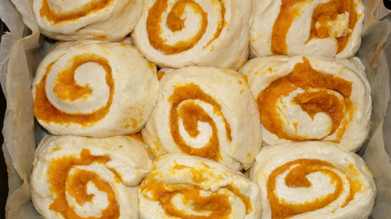 unbaked pumpkin cinnamon rolls