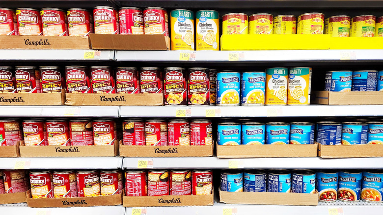 Walmart canned soup aisle