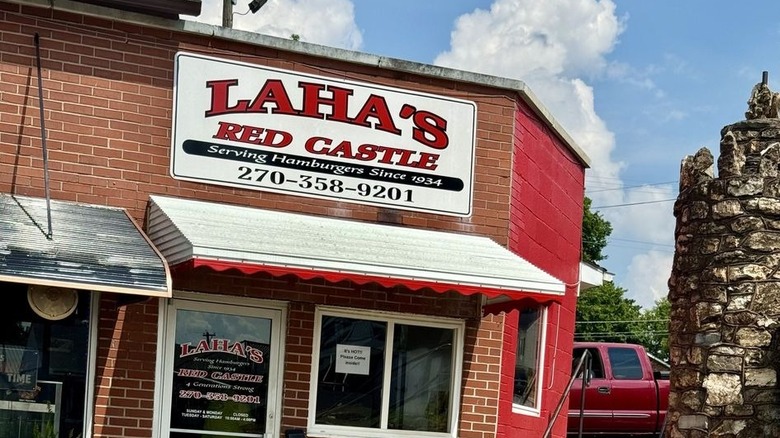 The Laha's Red Castle storefront