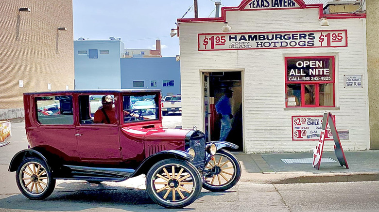 The Texas Tavern storefront