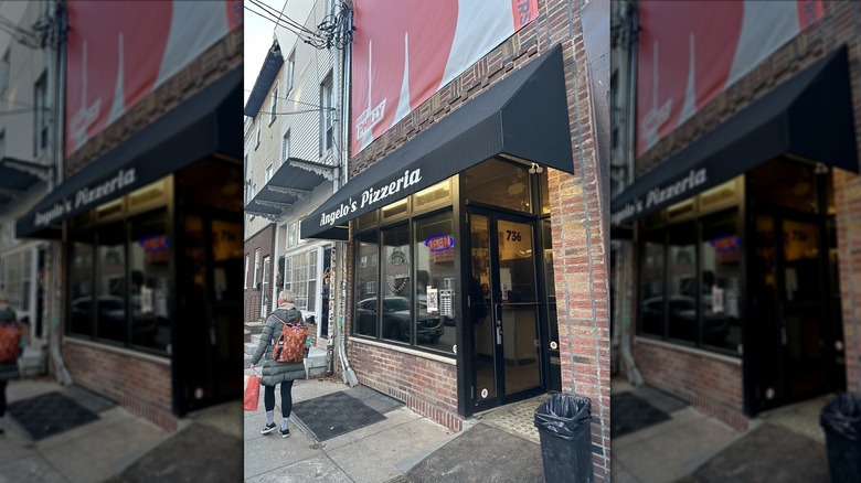 Exterior of Angelo's Pizzeria