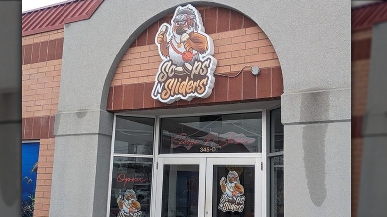 Exterior of Scoops N Sliders