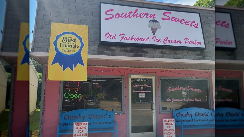 Exterior of Southern Sweets