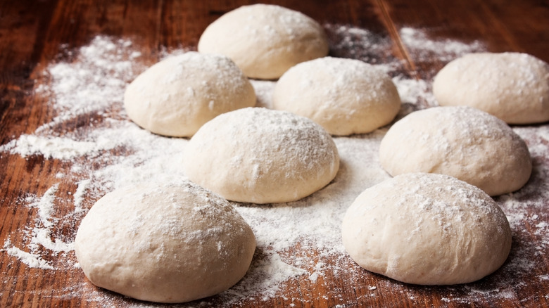 Pizza dough balls