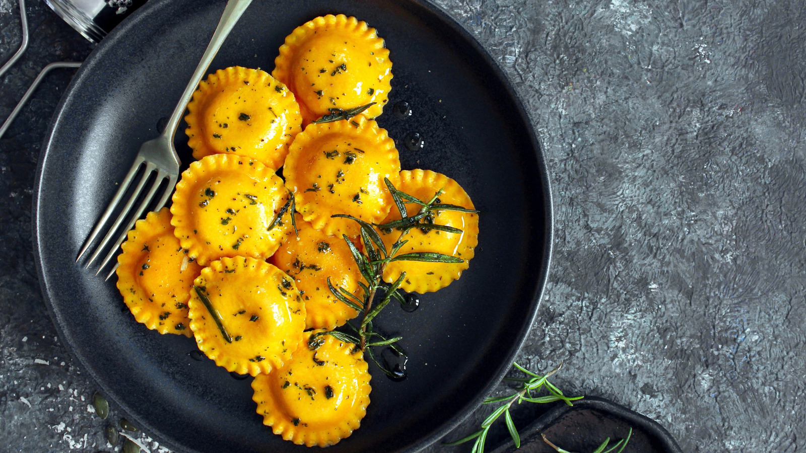 Image showcasing The Best Sauce To Serve With Pumpkin Ravioli