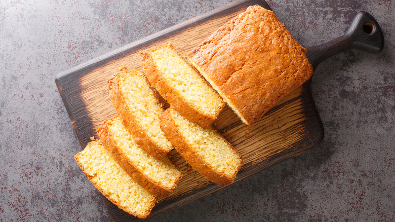 pound cake on cutting board