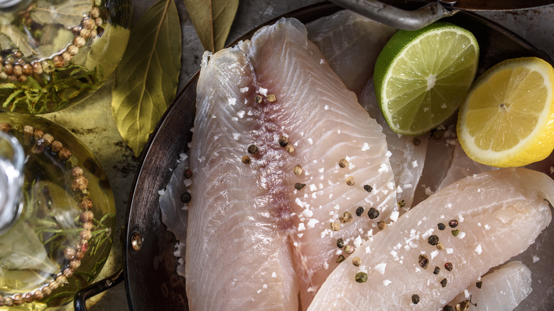 tilapia fillet with lemon and peppercorns