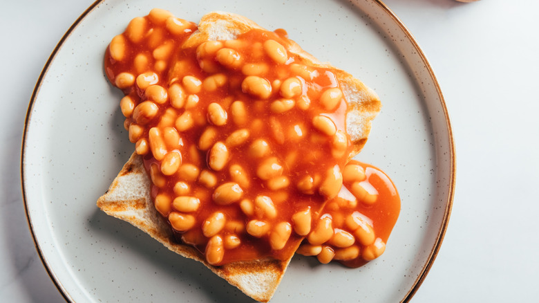 Canned beans on toast
