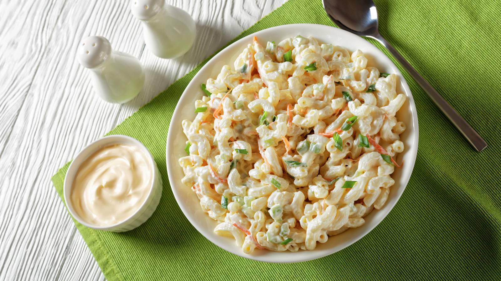 The Burger Topping That Does Wonders For Pasta Salad
