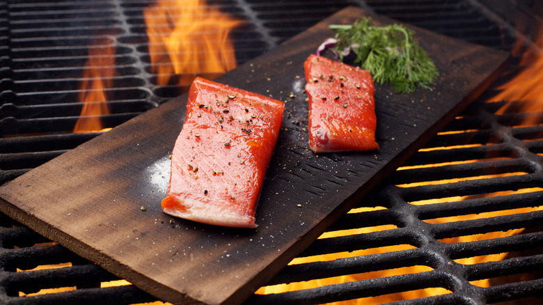 salmon cooked on cedar plank