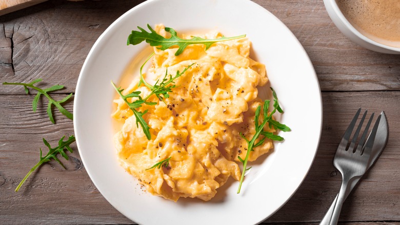 cheese scrambled eggs