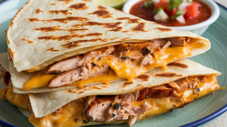 Chicken quesadilla with salsa