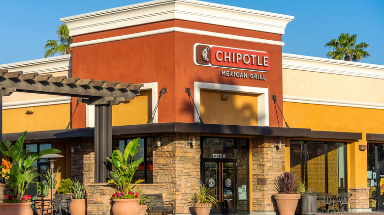Exterior of a Chipotle restaurant