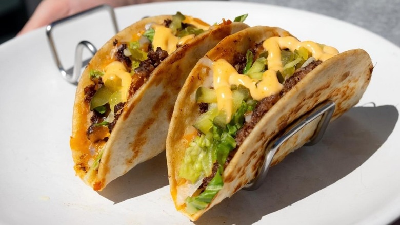 Smash burger taco with