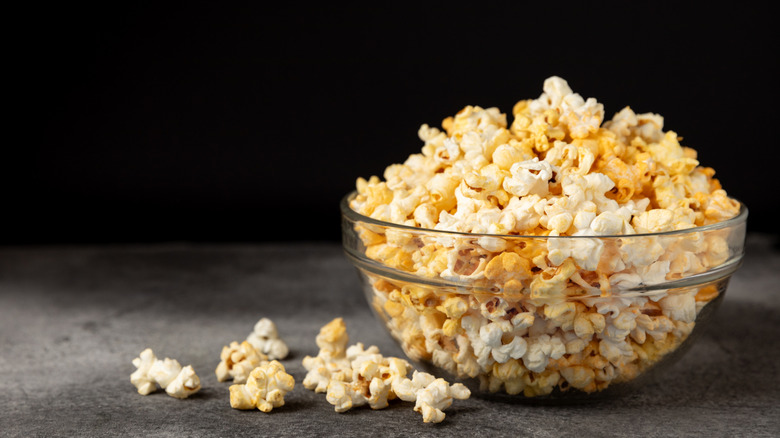 Popcorn in a glass bowl