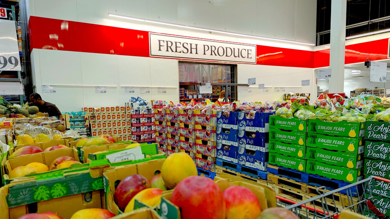 Costco fresh produce section