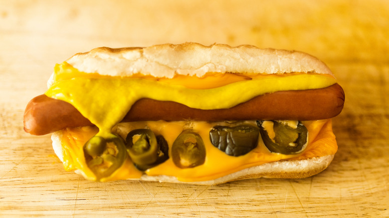 Simple hot dog with jalapeños