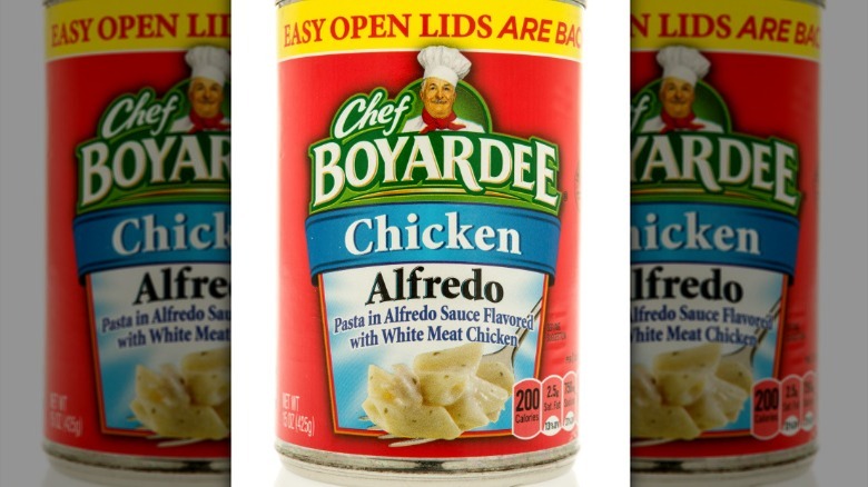 Close-up photo of the chef Boyardee logo