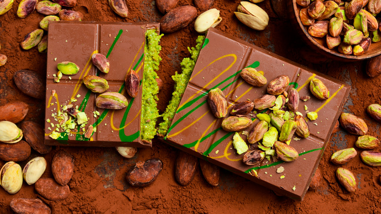 a dubai chocolate bar