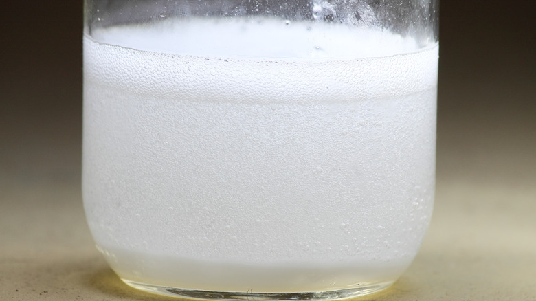 baking soda fizzing