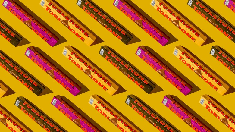 pattern image of Toblerone chocolate bars