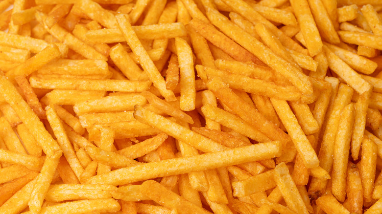 Zoomed in image of french fries