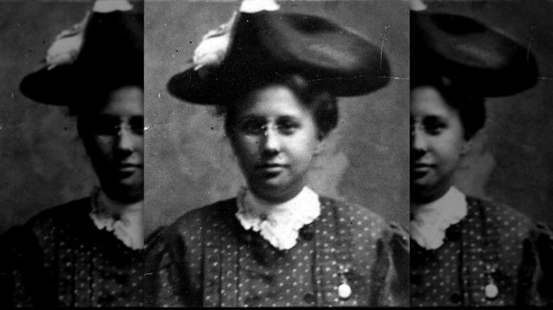 Elizabeth Truman wearing a hat