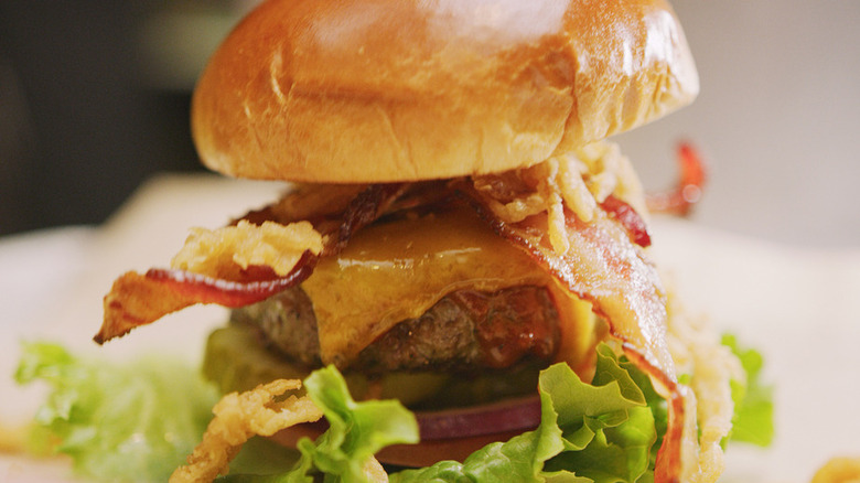 A bacon cheeseburger from Hudson Grille.