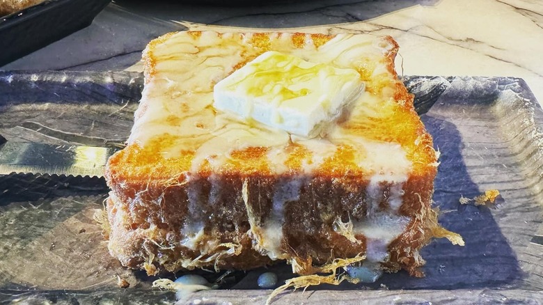 A plate of Hong Kong-style French toast at Hong Kong Station in Denver