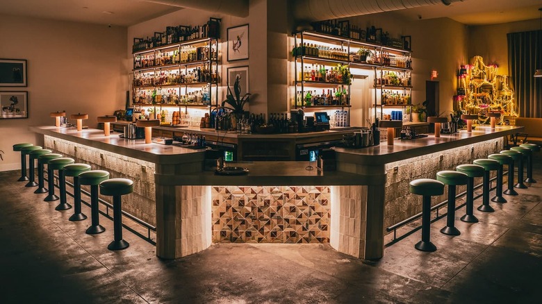 Adiõs Bar in Alabama