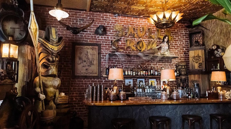 Skull & Cross Trading Co. in Hawaii