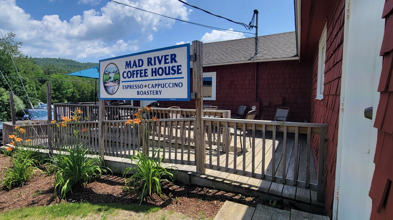 Exterior of Mad River Coffee House