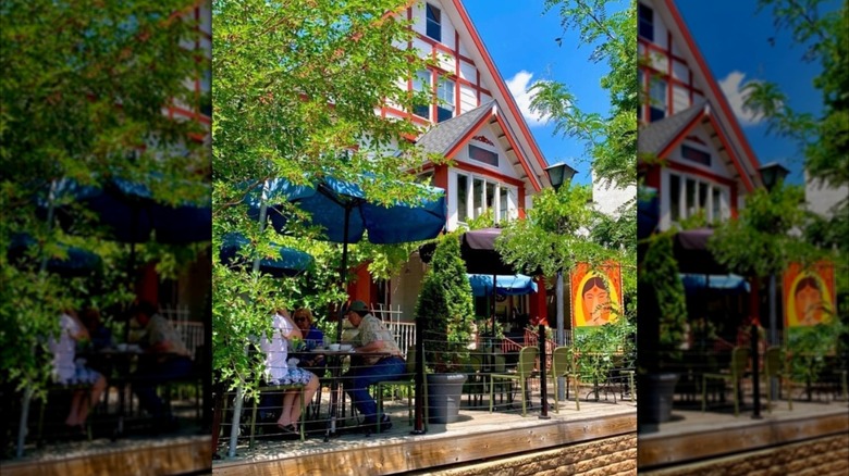 Exterior of Namaste Cafe in Minneapolis