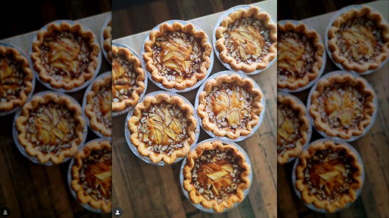 Several Spiced Brown Sugar Pear Pies