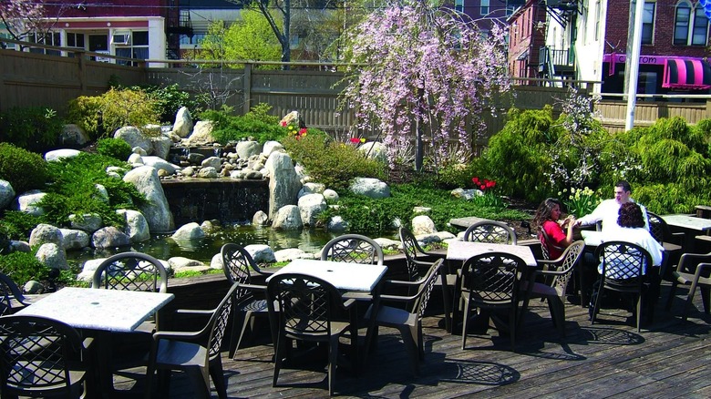 Garden patio at Yosaku