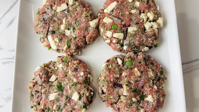 Seasoned lamb burger patties