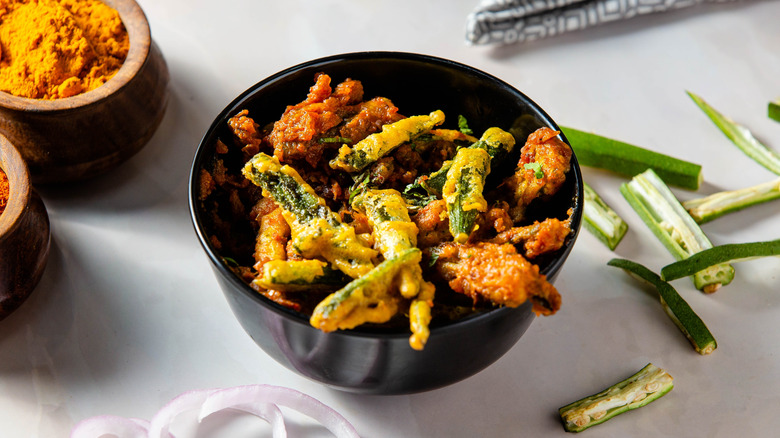 Bowl of kurkuri bhindi, Indian crispy okra